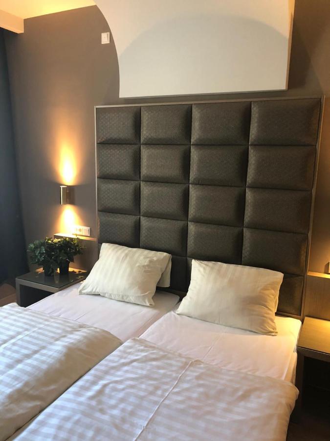 Hotel Athen Kelsterbach Frankfurt Airport Exterior foto